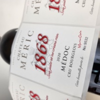 Autocollant d'étiquette avec logo personnalisé Fabricants d'étiquettes de bouteilles de vin Personnalisez les types d'autocollants adhésifs pour boissons en papier cuir 7 jours SFX