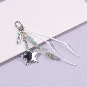 Porte-clés en argent avec étoile, style gravier tendance, avec accessoires en cuir coloré, charme pour sac à main, design à pompon tendance - Product Image 3