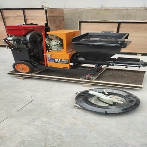 Pompe à plâtre robuste à moteur <span class=keywords><strong>diesel</strong></span> pour une pulvérisation précise sur les surfaces en béton et en briques - Product Image 2