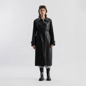 2024 giacca con cintura con colletto rovesciato nera di alta qualità <span class=keywords><strong>Trench</strong></span> lunghi in finta pelle sintetica da donna - Product Image 6