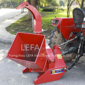 Utilisation du <span class=keywords><strong>tracteur</strong></span> 3 points PTO Driven Wood Chipper avec certificat CE - Product Image 6