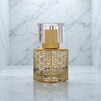 Bouteilles en verre vides de 30 ml les plus vendues avec bouchon à vis et impression UV pour parfum Atar, présentant un emballage design avec vaporisateur d'eau