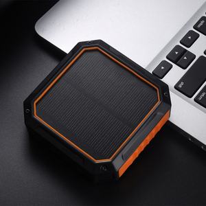 Batería de polímero de cuatro hilos de 10000 mAh para teléfono móvil, banco de energía solar de carga de emergencia, venta caliente de fábrica personalizada - Product Image 4