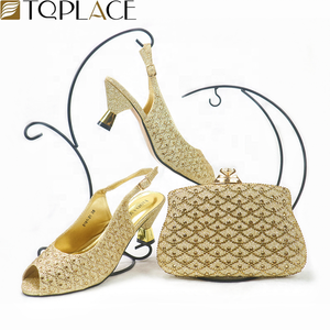 Ensemble <span class=keywords><strong>de</strong></span> chaussures et <span class=keywords><strong>de</strong></span> sacs africains pour femmes 2022 Design nigérian décoré <span class=keywords><strong>de</strong></span> strass Pompes à bout ouvert Scandale et pochette <span class=keywords><strong>de</strong></span> sac à main - Product Image 2