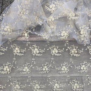 Vải ren lưới voan tơ tằm thêu hoa rộng 150cm, chất liệu may váy cưới - Product Image 4