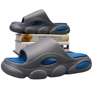 Sandalias de Goma de Verano con Punta Abierta, Cómodas, de Diseño, en Varios Colores, Negras, con Logotipo Personalizado, para Hombre y Mujer - Product Image 1