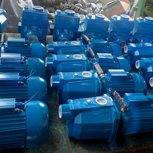 Bomba de Agua Sumergible Solar de 24V CC sin Escobillas para Uso Doméstico - Product Image 2
