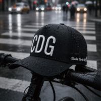 Topi Baseball Streetwear 5 Panel Terstruktur dengan Bordir Logo Patch Tenun Berlubang Laser, Pinggiran Melengkung, Snapback Unisex