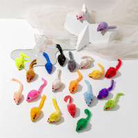 Jouet interactif pour chaton et chat, souris en peluche colorée et écologique pour le nettoyage des dents, jouet à mâcher pour chat, mini souris en polaire douce et bruyante, jouets pour animaux de compagnie