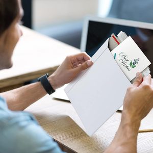 Sobres Rígidos de Papel Kraft Personalizables para Envíos, Bolsas de Correo Autoadhesivas para Fotos y Documentos, para Manualidades, Pegatinas, Sobres de Cartón - Product Image 5