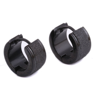 Boucles d'oreilles à clipser 7 mm en acier inoxydable doré en forme de U, bijoux tendance - Product Image 5