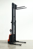 Chariot élévateur électrique EVERLIFT 1500 kg, transpalette électrique, batterie au plomb 24V 100Ah, mât à deux étages, fourches de 1220 mm, allée étroite