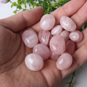 Pierres roulées en quartz rose et quartz clair en gros – Pierres de guérison naturelles en cristal de quartz - Product Image 2