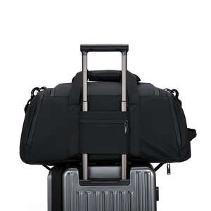 Bolsa de Deporte de Piel Impermeable Personalizada, Bolsa de Gimnasio con Separación Seca y Húmeda, Bolsas de Viaje con Bolsa para Zapatos Independiente - Product Image 4