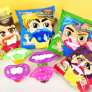 Factory Wholesale Novelty Toy Candy, Funny <strong>Lips</strong> &amp; Teeth Shape Play Gummy Candy Assorted Fruit Flavor Kids Party Snack <strong>Sweets</strong> - Product Image 2