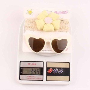 Ensemble bandeau en nylon et lunettes de soleil en forme de cœur pour bébé de 0 à 3 ans, bandeau décoré de fleurs, lunettes de soleil, emballage individuel OPP, cadeau d'été pour bébé - Product Image 2