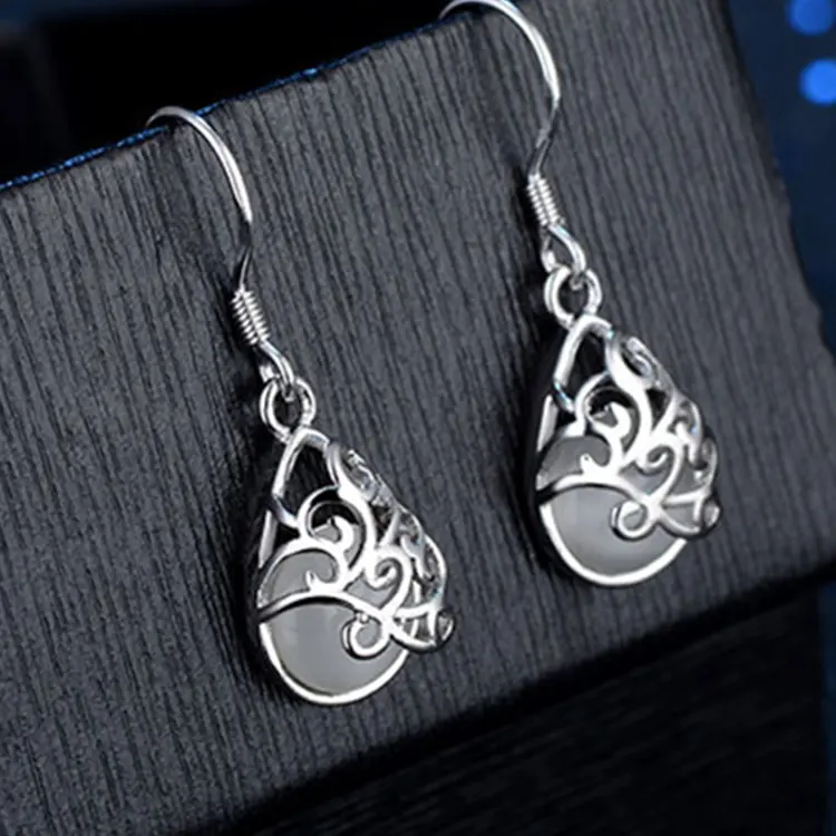 hot sale nice price fashion popular Metal made hollow pendant gold earring designs women earrings