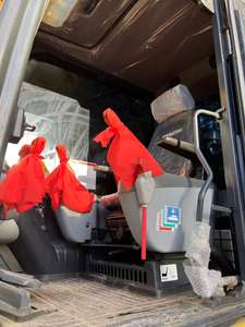 Excavadora Usada Komatsu PC220-8 de 20T Fabricada en Japón, Origen Japonés, Pocas Horas de Uso - Product Image 6