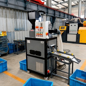 Machine automatique de séparation de câbles usagés, granulateur de cuivre, machine de recyclage de fils de cuivre usagés - Product Image 1