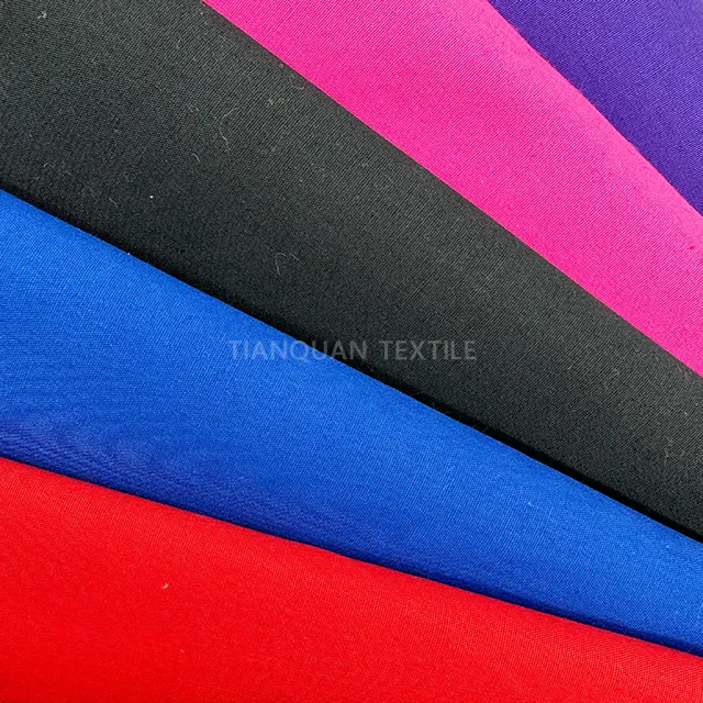 65/35 algodón TC imprimir bolsillo camisa sarga tejido bordado tela de espiga en Hongkong stock lote