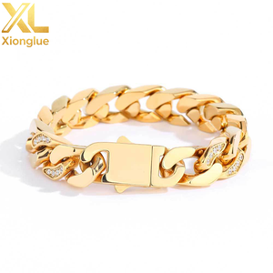 BTC16 Cadena Cubana de Acero Inoxidable 316L Chapada en Oro de 18K, Joyería de Alta Moda para Hombre con Incrustaciones de Circonitas Cúbicas Espaciadas, Venta al por Mayor - Product Image 1