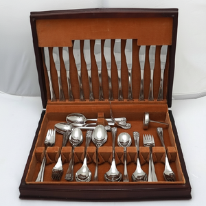 Ensemble de couverts en acier inoxydable argenté 24 pièces poignée décorative cuillère fourchette couteau ensemble avec étui vaisselle durable pour la salle à manger à la maison - Product Image 1