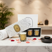 Diffuseur d'ambiance écologique classique à la lavande et au genévrier, bougie parfumée en cire de soja naturelle aux huiles essentielles végétales, avec bâtonnets.