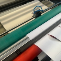 Enrouleur de refendage de papier de rouleau jumbo thermique efficace Contrôle PLC Opération automatique Haute vitesse 180 m/min pour le traitement du papier