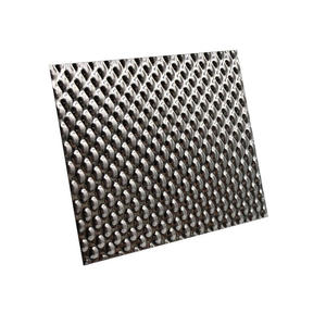 Plaque en aluminium carrée diamantée en acier inoxydable gaufré à carreaux 5 barres de bande de roulement en aluminium - Product Image 1