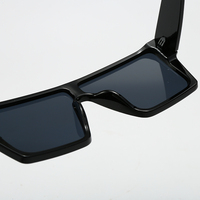COZESEE 2024 Lunettes de soleil polarisées UV400 vintage de haute qualité, personnalisables OEM/ODM, monture en PC bleue, verres miroir rouges pour hommes et femmes