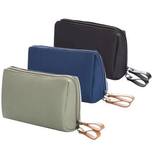 Bolsa Organizadora de Maquillaje Personalizada de Poliéster, Bolsa de Viaje Portátil para Artículos de Aseo, Bolsa de Almacenamiento de Maquillaje de Nailon con Asa - Product Image 2