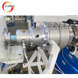 Linea di Produzione per Estrusione Tubi in PVC UPVC CPVC 20-110mm, Macchina per Estrusione Tubi PVC con Miscelatore Caldo e Freddo - Product Image 3