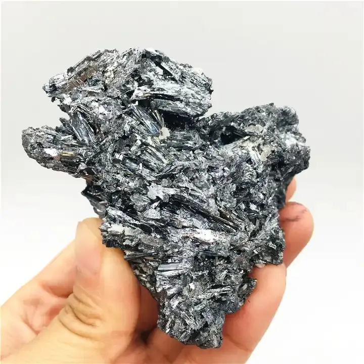 प्राकृतिक उच्च गुणवत्ता वाले कच्चे पत्थर की स्टिब्नाइट फोकस खनिज नमूना एंटीमोनाइट फोकस खनिज नमूना