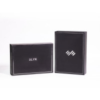 Vente en gros petite boîte d'emballage en carton mince et imperméable à prix abordable finition mate en daim durable pour étuis de téléphone portable avec aimant