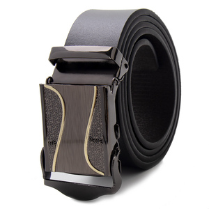 Cinturón Automático de PU Personalizado de Fábrica, Logotipo Personalizado, Hebilla Automática de Lujo para Negocios, Cinturón de Jeans de Liberación Rápida - Product Image 3