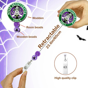 Porte-badge rétractable Sea Witch, motif tentacule de pieuvre violette, inspiré des personnages de l'océan pour Halloween, pour infirmières et enseignants - Product Image 3