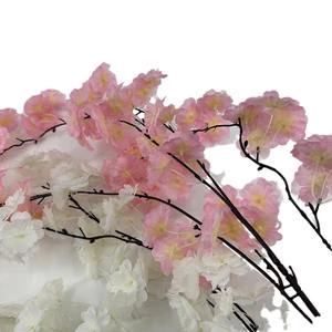 Venta Directa de Flores de Cerezo de Seda Realistas para Colgar en la Pared, Decoración de Techo para Bodas, Fondo Blanco Impermeable - Product Image 4