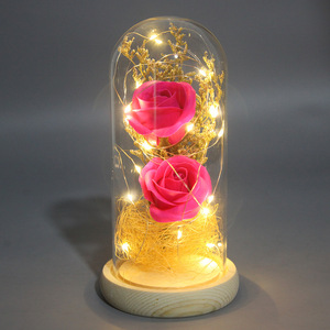 TC 2025ขายดีที่สุดช่อดอกไม้ดอกกุหลาบประดิษฐ์2ชิ้นพร้อมไฟ LED ในโดมแก้วสำหรับวันวาเลนไทน์ของขวัญสบู่กุหลาบสำหรับวันแม่ - Product Image 6