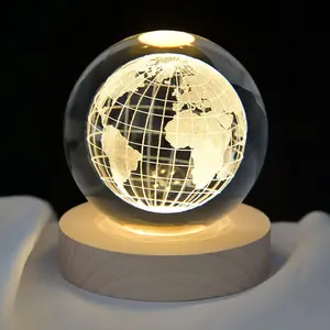 3D Art ลูกบอลคริสตัลโคมไฟกลางคืนส่องสว่างคริสตัลบอลตกแต่งพลังงานแสงอาทิตย์ระบบไฟ LED โคมไฟตั้งโต๊ะตกแต่งบ้าน
