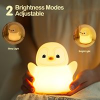 Lampe de chevet LED créative moderne en forme de pingouin, lumière douce, recharge USB, cadeau unique pour la décoration de la maison et de la chambre
