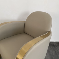 Petite chaise de salon de coiffure rotative à base carrée en or de luxe Chaise de coiffeur réglable moderne pour salons de beauté à vendre