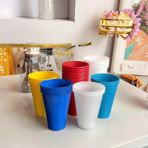 生分解性エコフレンドリー16オンス使い捨てプラスチック製ホットパーティーカップ　業務用100個入り　透明BPAフリー　リサイクル可能で耐久性あり - Product Image 1