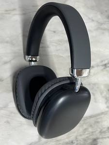 หูฟังไร้สายคุณภาพสูงแบบโลหะสำหรับเล่นเกม โทรศัพท์ คอมพิวเตอร์ MP3 รองรับ OEM&ODM แบบครอบหู - Product Image 3