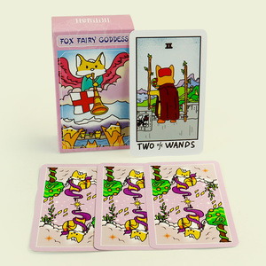 Cartes de tarot personnalisées avec impression de la déesse renarde fée sur une boîte haut de gamme pour un jeu complet de cartes de tarot et un guide - Product Image 4