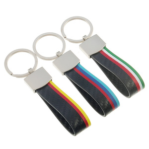 Nouveaux porte-clés de voiture au design moderne et porte-clés en cuir pour voiture, design simple tricolore drapeau allemand et italien, accessoire de clé de voiture - Product Image 1