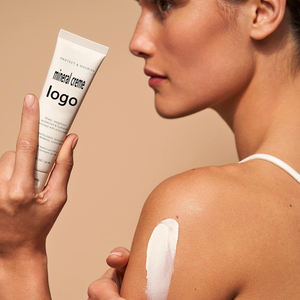 <span class=keywords><strong>Crema</strong></span> Solare Minerale OEM SPF <span class=keywords><strong>50</strong></span> Resistente all'Acqua Protezione UV ad Ampio Spettro Senza Profumo per Protezione Solare Totale del Corpo - Product Image 5