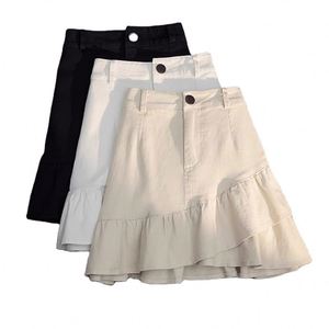 Jupe courte décontractée taille haute pour femme, coupe trapèze, en jean blanc, asymétrique à volants, anti-exposition, collection Printemps-Été - Product Image 1