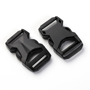 Boucle en plastique de 20mm de diamètre intérieur, attache de sécurité pour sac à dos, accessoires, couleur unie noire - Product Image 1