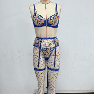 Hot Selling Erotic Solid Color T-Back Lingerie Set Wholesale Flower Embroidered <b>Fishnet</b> for Woman - Product Image 4