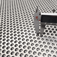 Maille métallique perforée pour couvercle de grille de haut-parleur